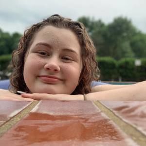 Meet your Posher, Ava